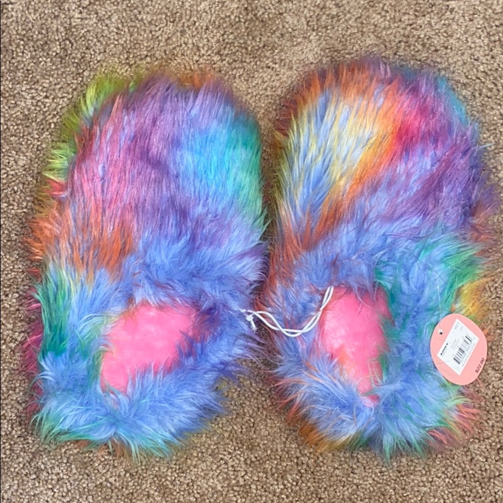 Slippers NEW